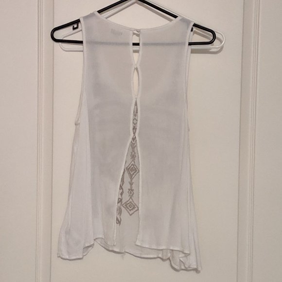 Urban Outfitters Ecote Split Back Embroidered Top - Picture 5 of 5